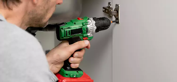 Commercial Door Hinge Repair East Cleveland