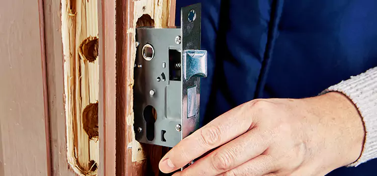Garage Door Lock Replacement East Cleveland